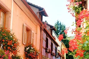 罗马客场逼平萨索洛，争冠形势岌岌可危